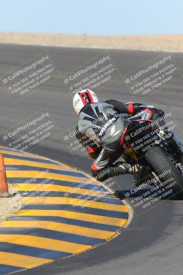 media/Nov-06-2022-SoCal Trackdays (Sun) [[208d2ccc26]]/Turn 10 Backside (1030am)/